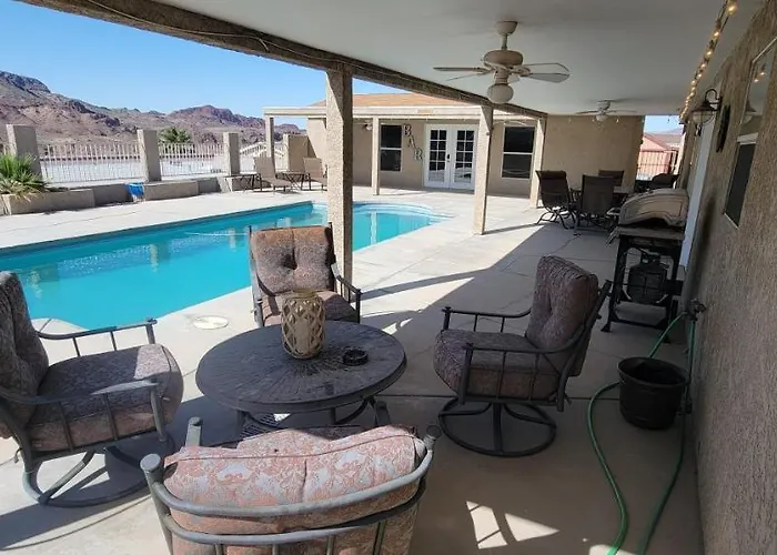 Strip Pool House | Private Pool • Game • River Access Dom wakacyjny Parker